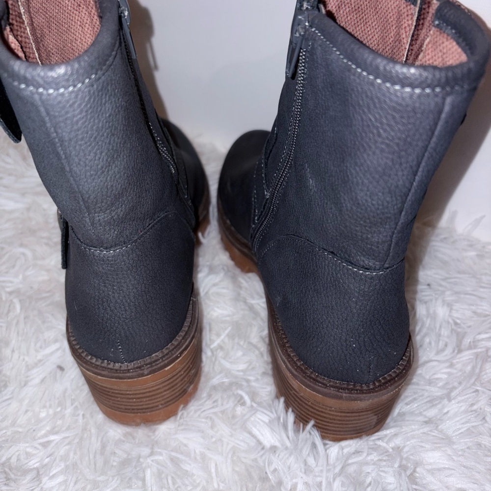 boc Gray Ankle Boots - Picture 5 of 12